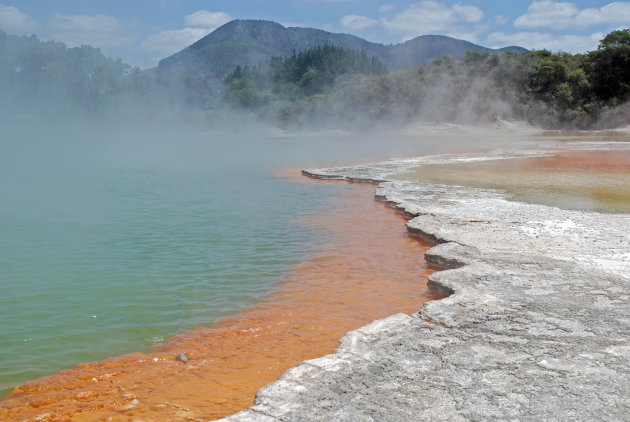 Champagne Pool