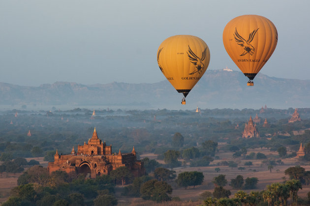 Golden balloons and pagodas