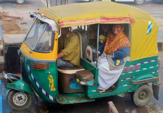 Lachen in de tuk-tuk