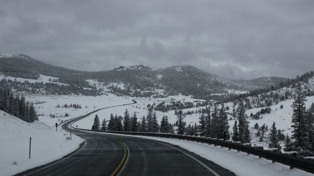 Door de sneeuw naar Yellowstone NP