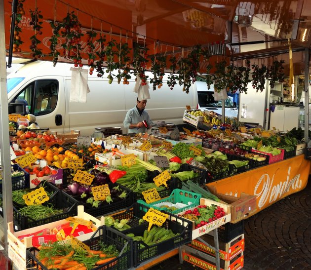 Marktkraampje in Pietra Ligure