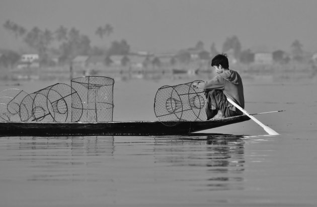 Visser op het Inle Lake