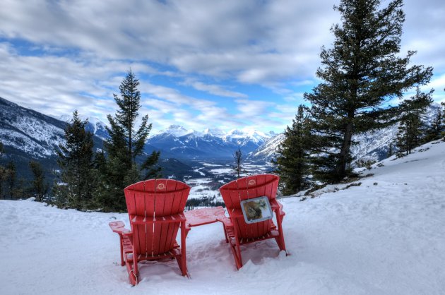 De Red Chairs van Banff National Park