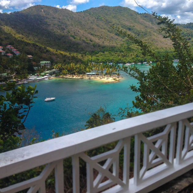 Bounty strand Marigot Bay