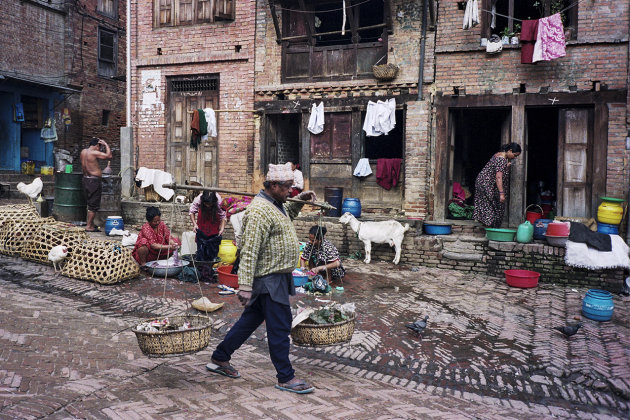 Levendig straatbeeld in Bakthapur