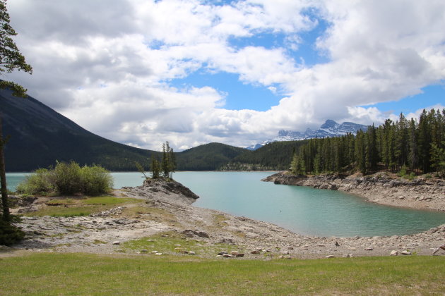 Lake Minnewanka 