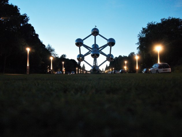 Brussel atomium by night