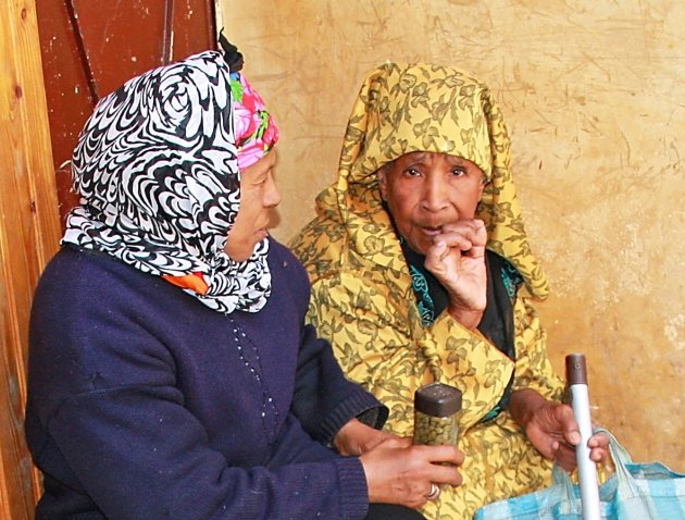 Twee dames in gesprek