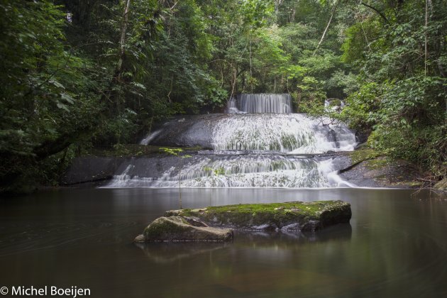 Waterval bij Kabalebo