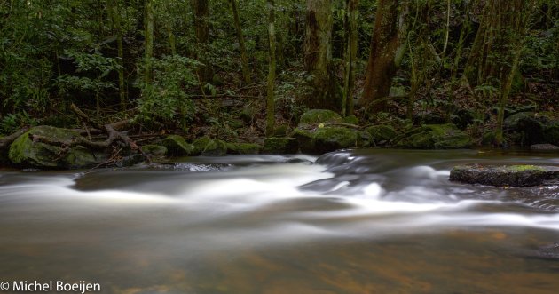 Waterval bij Kabalebo