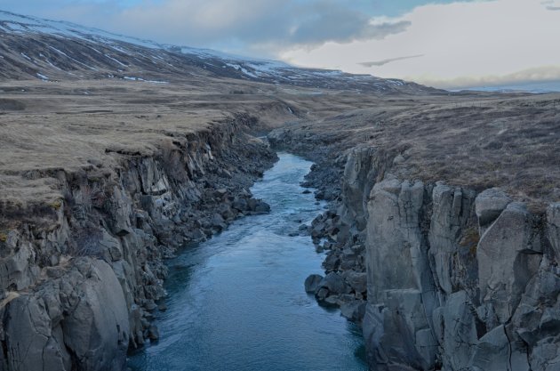 Mini canyon in Noord-IJsland