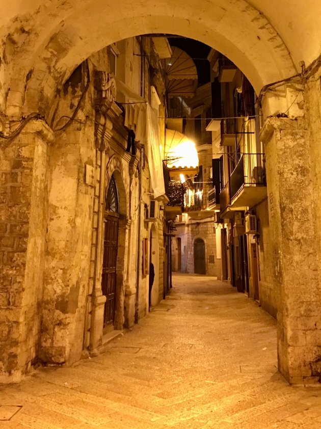 Bari vecchia at nighttime