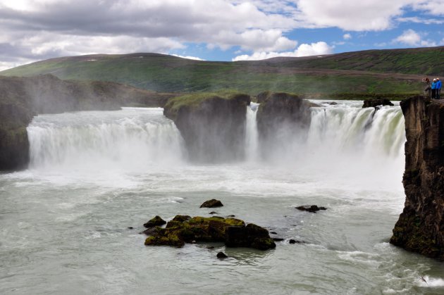 Op het randje bij de Godafoss