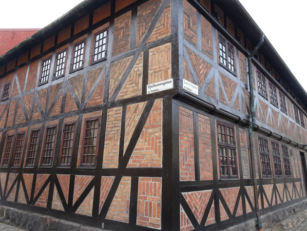 Lilla Torg met zijn 16de eeuwse werkhuizen