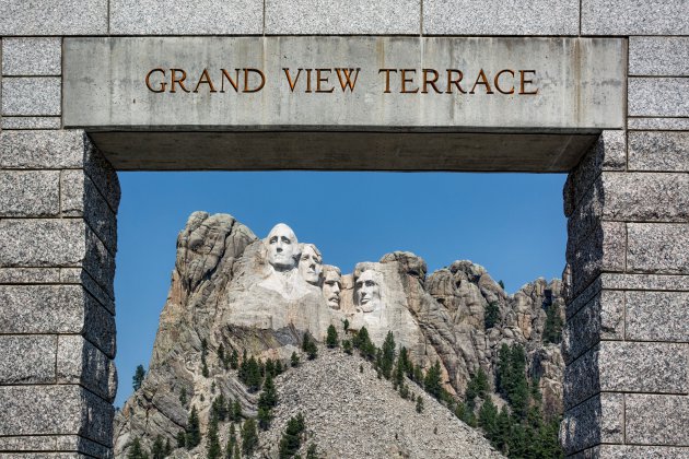 Grand view terrace