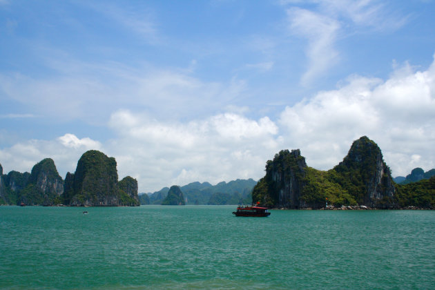 halong bay