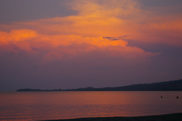 Zonsondergang Ometeppe