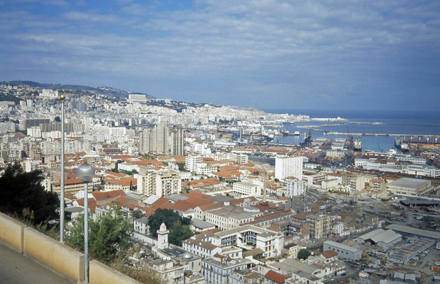 Intro foto Algiers