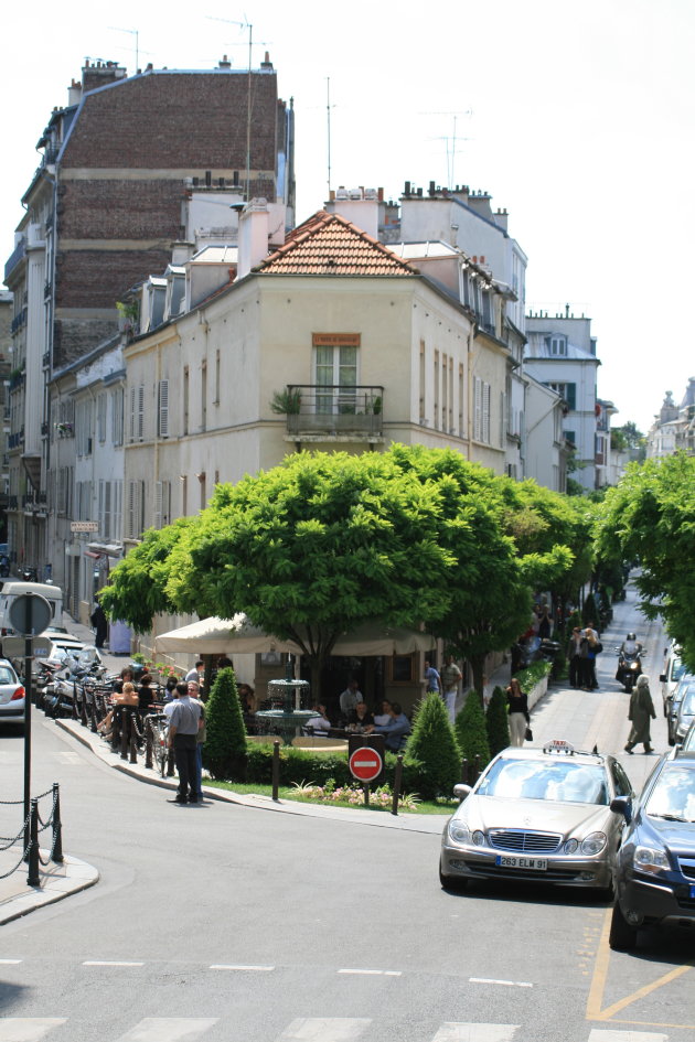 Rue de Longchamp