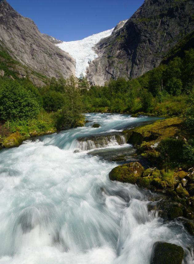 Briksdalsbreen