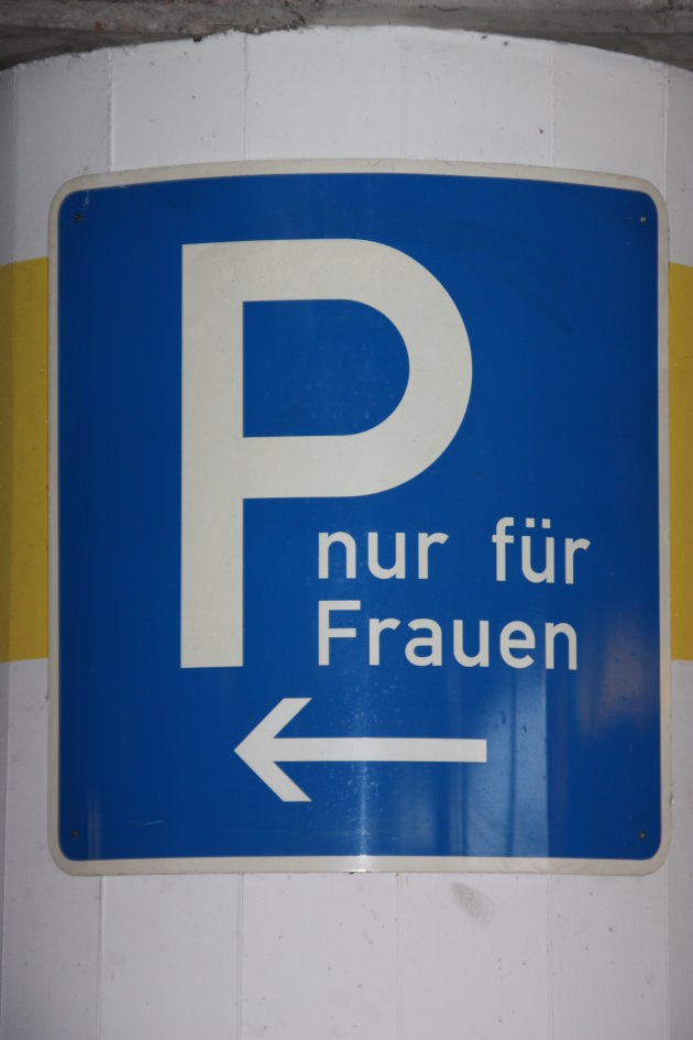 2008 Nur fur Frauen