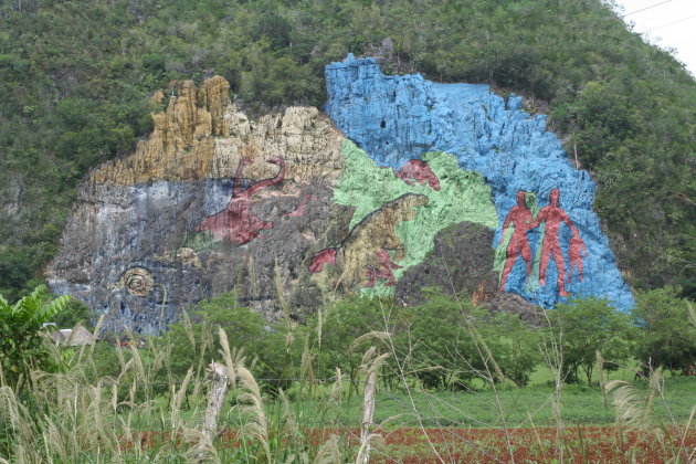 Mural de la Prehistoria