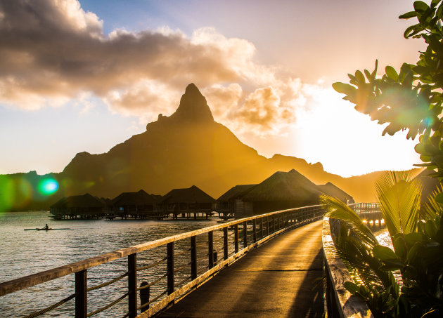 Golden hour op Bora Bora