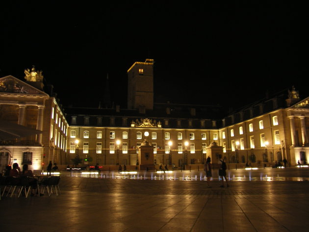 Dijon bij nacht