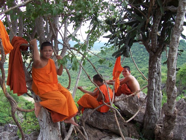 Monniken van Wat Phnom Sampeau