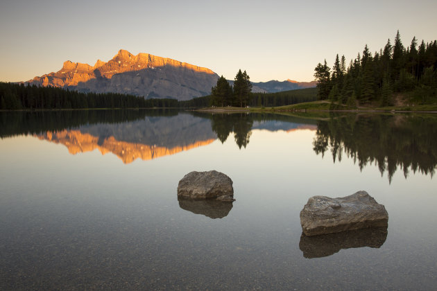 Zonsopkomst Two Jack lake