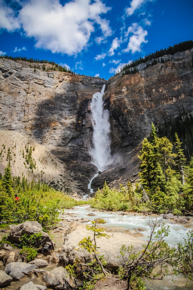 Takakkaw Falls