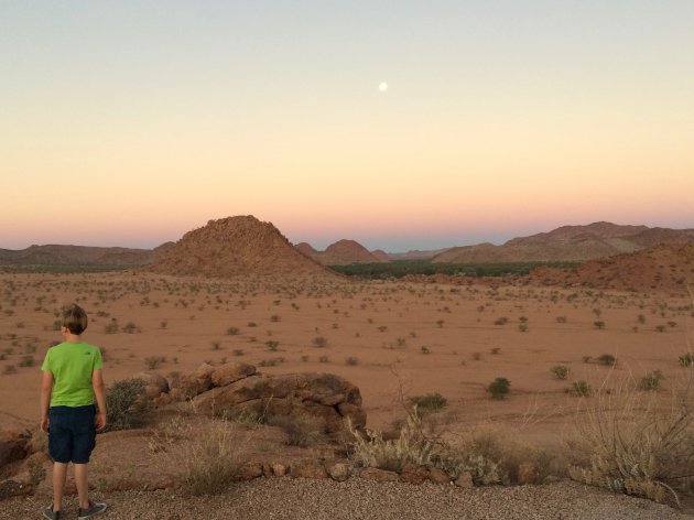 Uitzicht over droog Damaraland