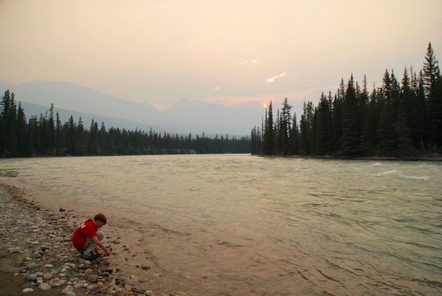 Langs de Athabasca River