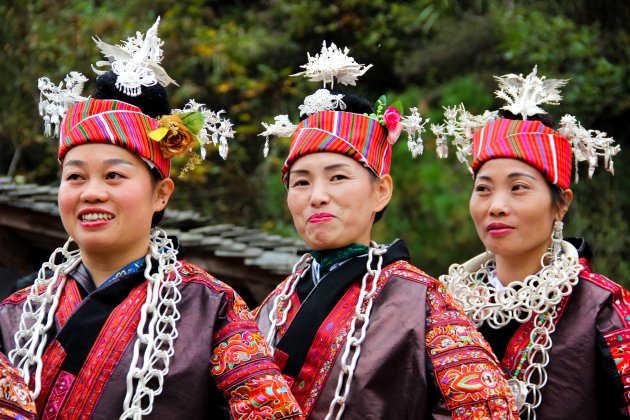 Traditionele kleding tijdens het Lusheng Festival