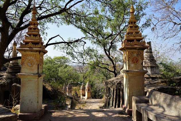 Po Win Daung Caves