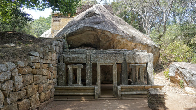 KALUDIYA POKUNA