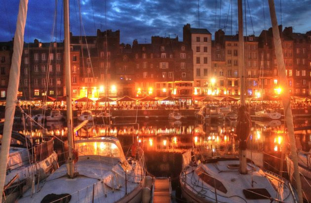 Honfleur tussen de boten