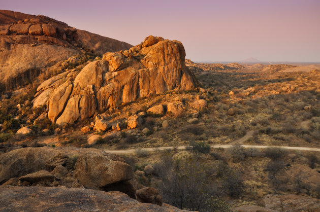 Erongo Mountains bij zonsondergang