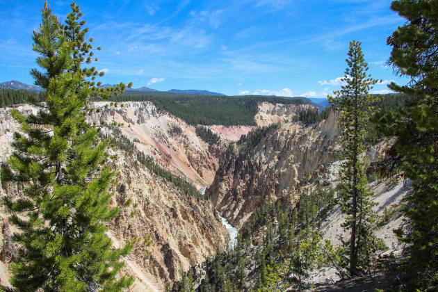 Yellowstone canyon