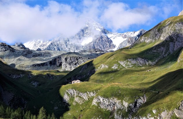 Wolkjes boven de Grossglockner