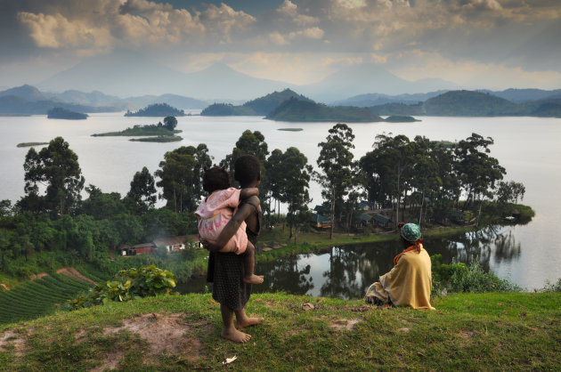 relaxen bij Lake Mutanda