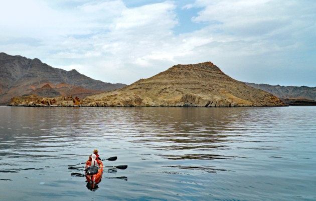 Ga kajakken in de fjorden van Musandam