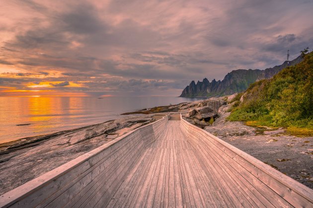 Zonsondergang aan Tungeneset