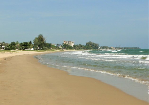 Stille stranden in Thailand.