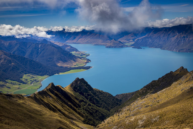 uitzicht op het Hawea meer