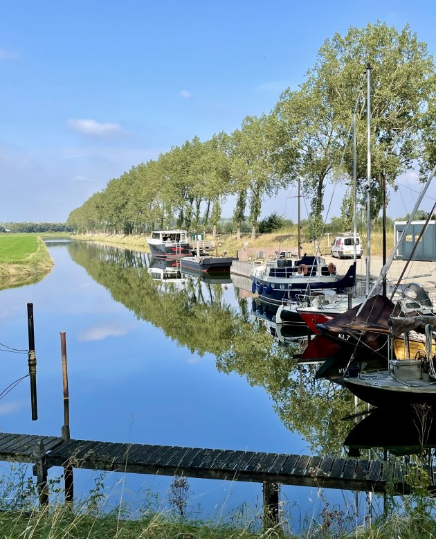 Kanaal naar haventje Nieuwland.