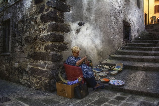 De mandenvlechtster uit Castelsardo