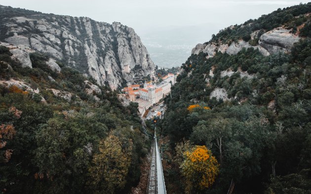 Verassingsreis (foto: Montserrat, Spanje)