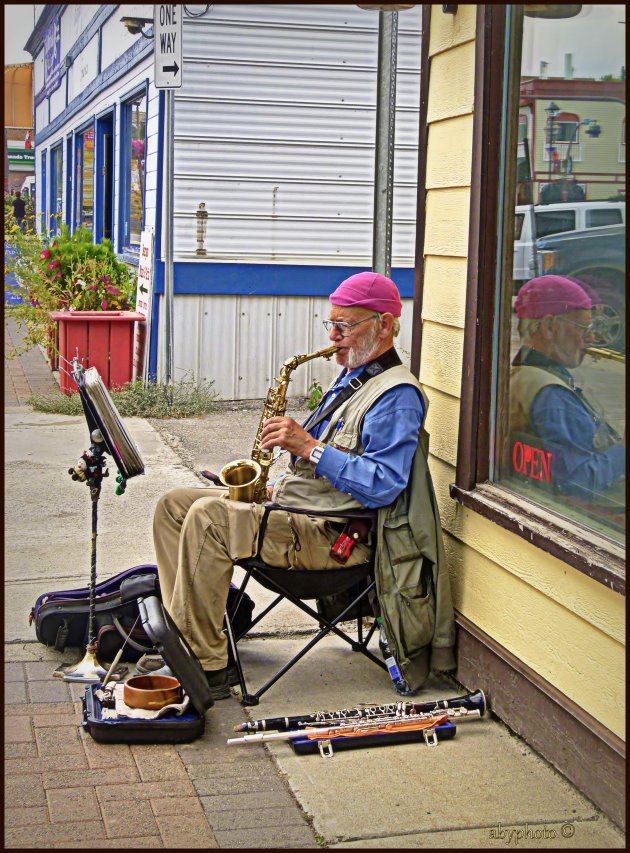 Straatmuzikant in Whitehorse