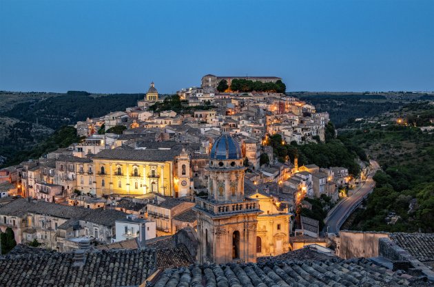 Ragusa by night.